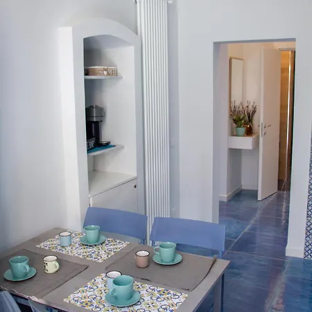 Wanderlust Aria Di Mare * Naples