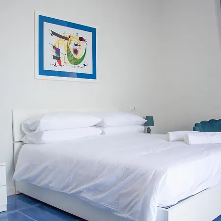 Wanderlust Aria Di Mare * Naples